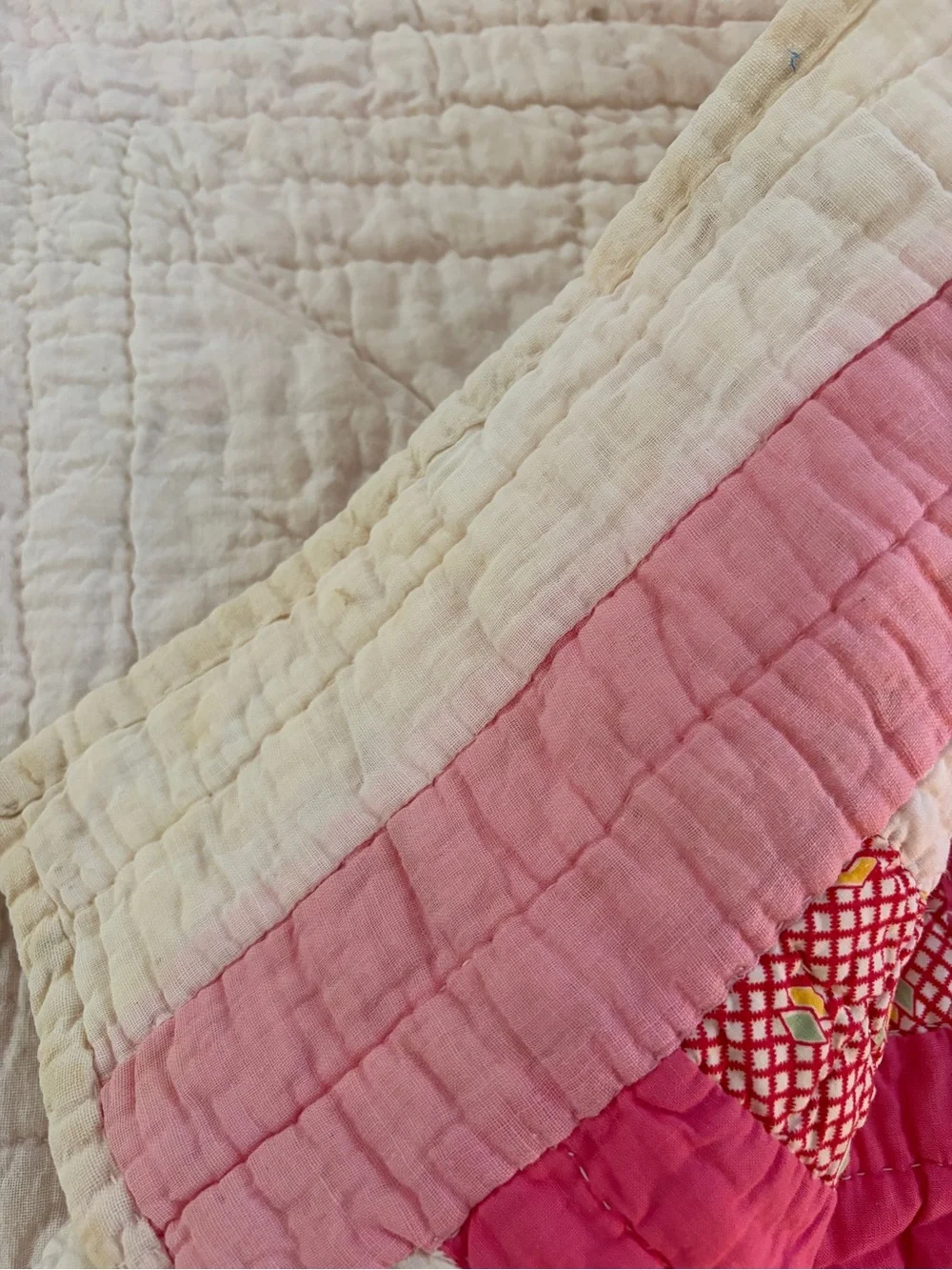 Vintage Friendship Signature Quilt - Hand Quilted Pink Patchwork 61 x 74”